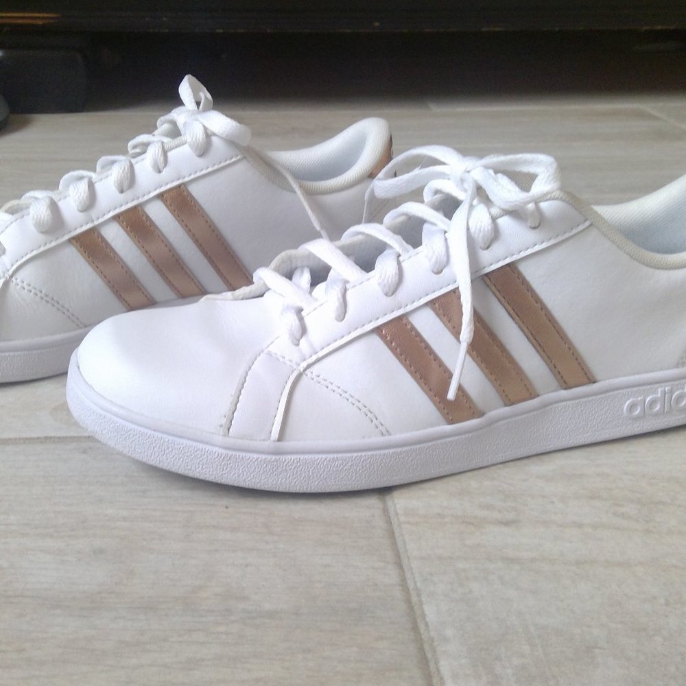 Adidas Shoes Size 7